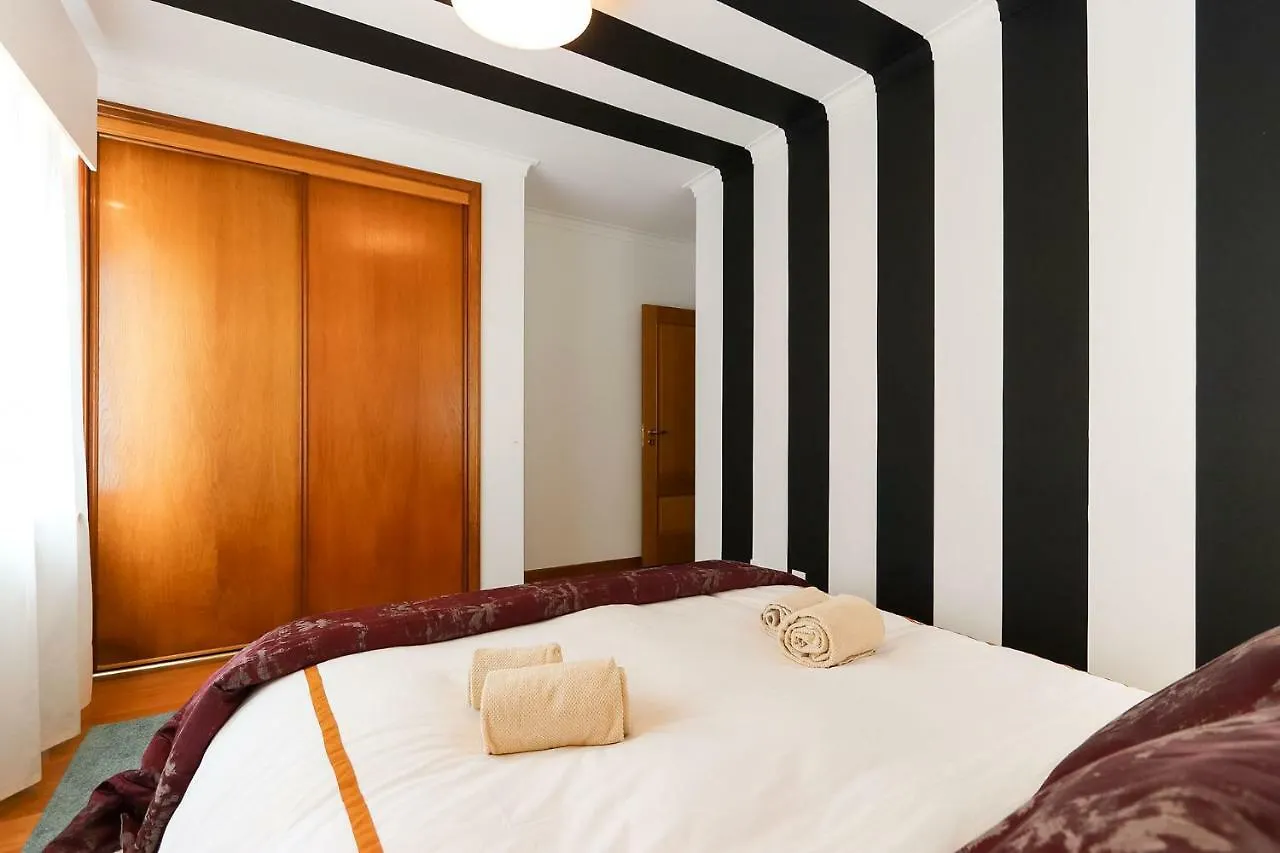 Amazing Downtown Family Apartment Lissabon